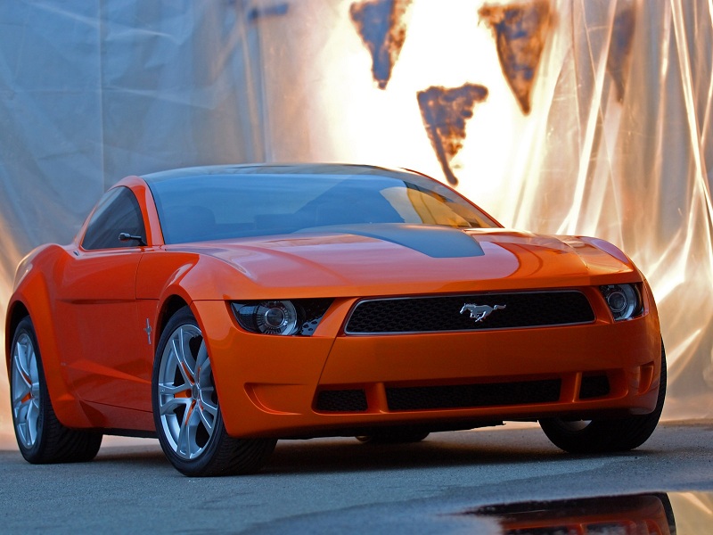 2010FordMustang_2006_800x600.jpg